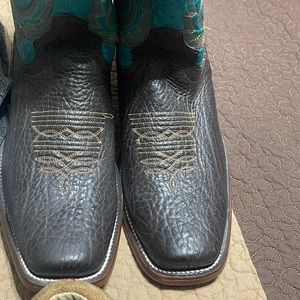 Mens boots